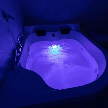 My Brilliant With Jacuzzi 2 Steps From St Toledo 4* Naples
