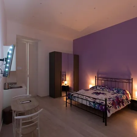 My Brilliant With Jacuzzi 2 Steps From St Toledo Naples