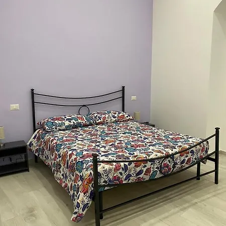 Guest house My Brilliant With Jacuzzi 2 Steps From St Toledo Naples