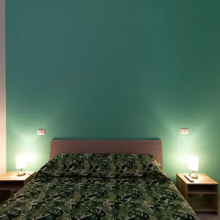 My Brilliant With Jacuzzi 2 Steps From St Toledo Pensionat