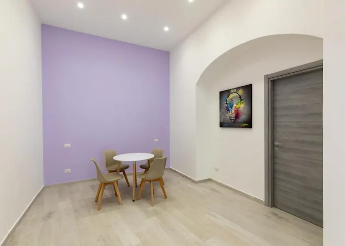 Pensionat My Brilliant With Jacuzzi 2 Steps From St Toledo Neapel