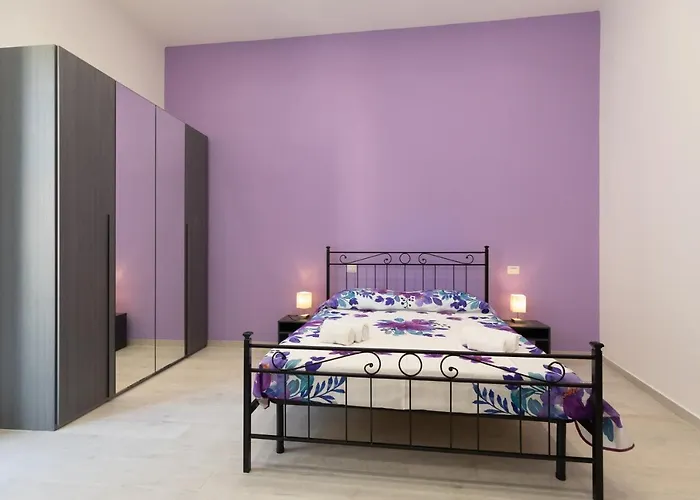 Pensionat My Brilliant With Jacuzzi 2 Steps From St Toledo